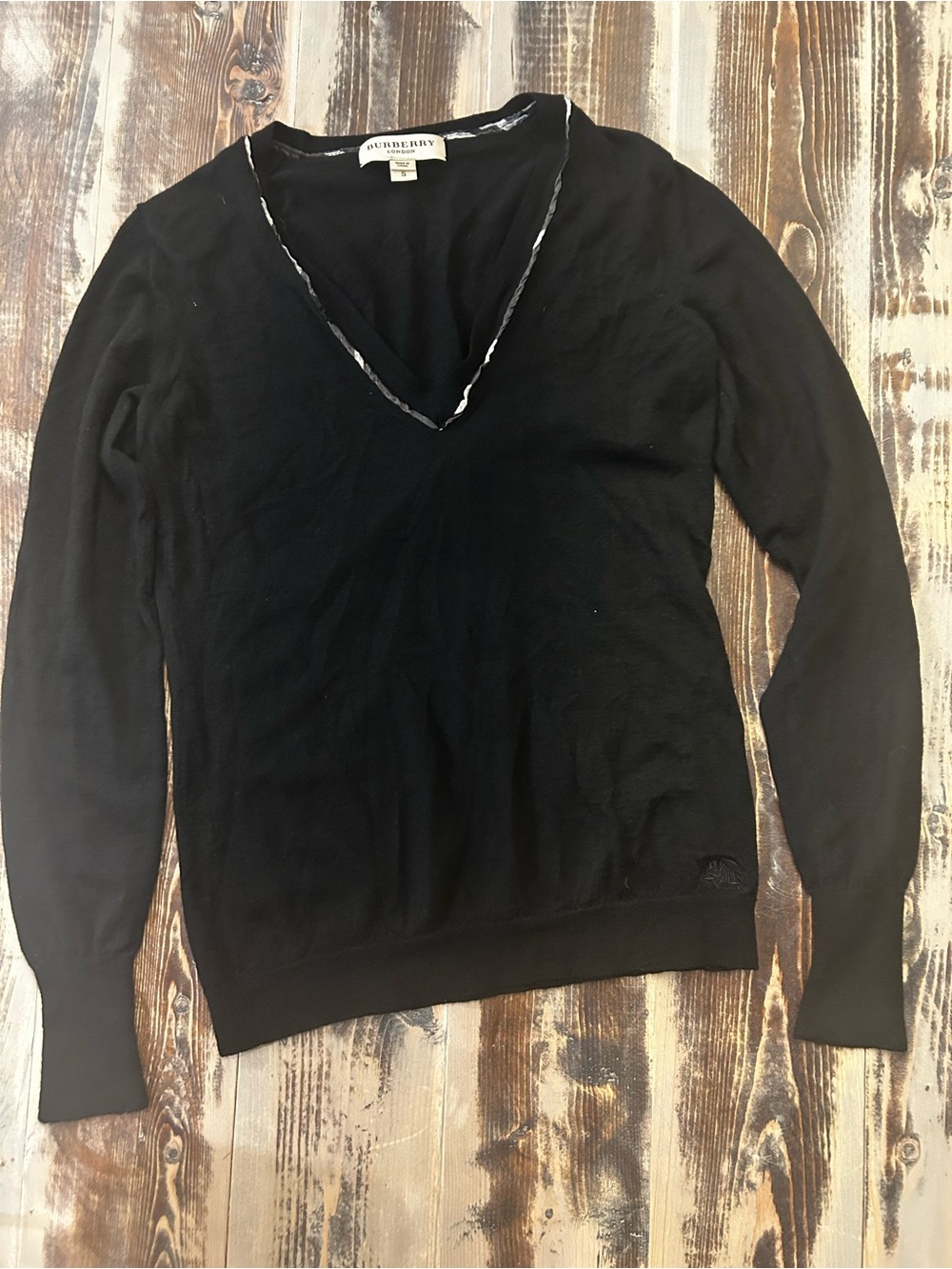 Burberry Black V-Neck Lightweight Women's Sweater